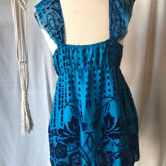 Blue silk blouse size medium with beads - Picture 10 of 12